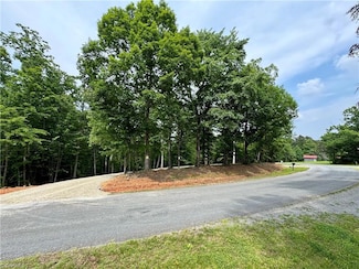3C Jimmie Bullins Rd, Walnut Cove, NC 27052