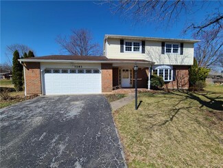 7283 Woodbine Ln, Macungie, PA 18062