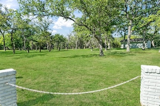 2023 Briarwood Cir, Fredericksburg, TX 78624