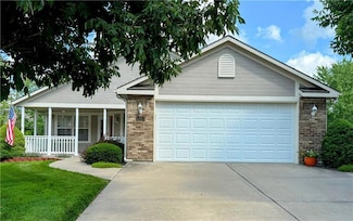 5413 S Shrank Ct, Independence, MO 64055