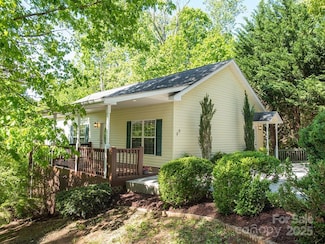 30 Forest Ridge Dr Unit 4, Asheville, NC 28806