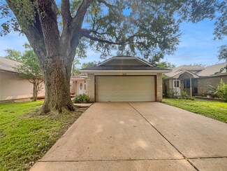 8431 Ashlawn Dr, Houston, TX 77083