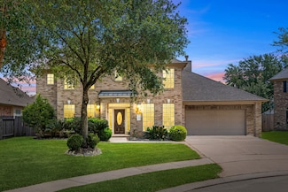1810 Candle Light Ct, Sugar Land, TX 77498