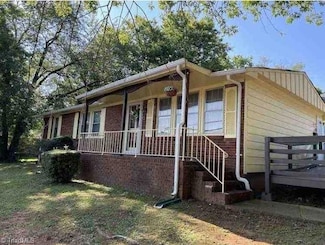 619 N Jackson Ave, Winston Salem, NC 27101