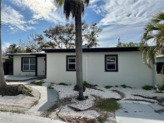 3934 Huntington St NE, Saint Petersburg, FL 33703