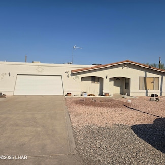 225 Coral Dr, Lake Havasu City, AZ 86403