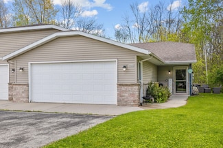 4823 Sara Ct, Sheboygan, WI 53081