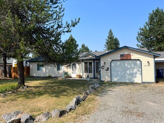 29975 N 6th St, Athol, ID 83801