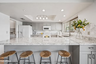 14830 N 28th Place, Phoenix, AZ 85032