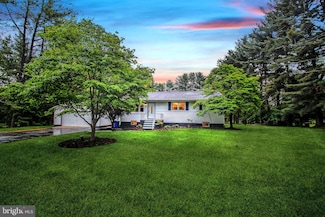 1101 River Rd, Sykesville, MD 21784