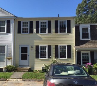 15 Lakeside Dr Unit N, Ledyard, CT 06339