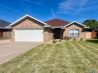 4509 Sandstone Dr, Clovis, NM 88101