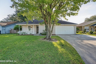 7753 Pepper Cir W, Jacksonville, FL 32244