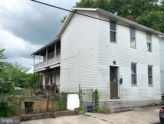 456 Columbia St, Cumberland, MD 21502