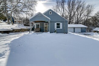 15 Blanchard St, Edgerton, WI 53534