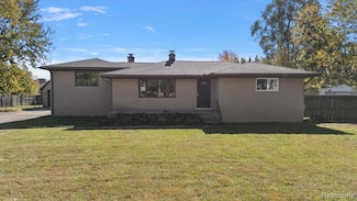 2470 Durham Rd, Shelby Township, MI 48317