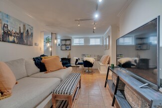 325 Spring St Unit 9, Portland, ME 04102