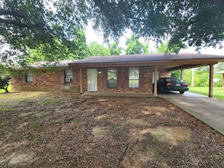 224 Greenfield Rd, Natchez, MS 39120