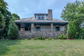 957 Commercial St, East Weymouth, MA 02189