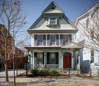 77 N Union St, Lambertville, NJ 08530