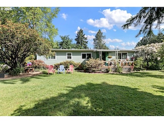 25669 Cochran Ct, Veneta, OR 97487