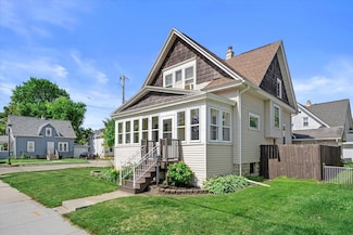 323 Rosalia St, Oshkosh, WI 54901
