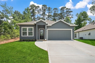139 Popular St, Onalaska, TX 77360