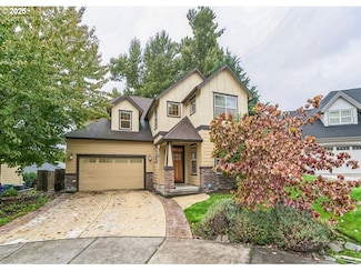 9415 NE River Point Cir, Portland, OR 97211