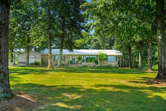 7069 N Pitt Rd, Springfield, TN 37172