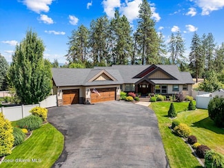 11042 N Cattle Dr, Hayden, ID 83835