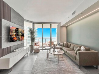 1300 Brickell Bay Dr Unit 2109, Miami, FL 33131