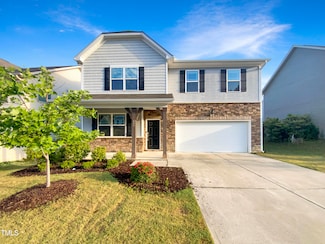 664 Lavenham Ln, Fuquay Varina, NC 27526