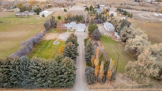 866 Road 6, Powell, WY 82435