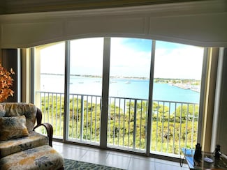 32 Harbour Isles Ph02 Dr W Unit Ph 2, Fort Pierce, FL 34949