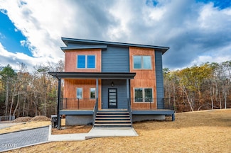 542 Warbonnet Way, Pigeon Forge, TN 37863