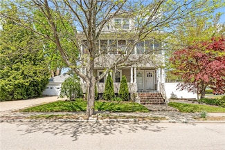 203 Laurens St, Cranston, RI 02910