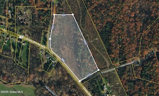11 Cedar Ridge Rd, Coeymans, NY 12143