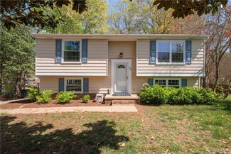 49 Moorwood Ridge Dr, North Chesterfield, VA 23236