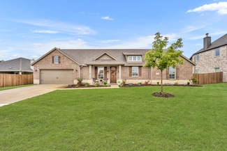 208 Beechcraft Ct, Caddo Mills, TX 75135