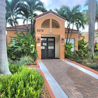 6272 NW 186th St Unit 201, Hialeah, FL 33015