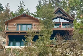 28089 Rocky Point Rd, Polson, MT 59860