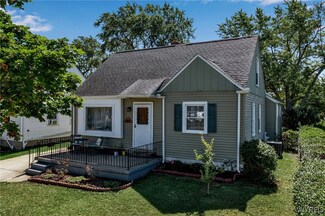 384 Hamilton Blvd, Buffalo, NY 14217