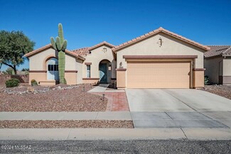 7682 W Starry Night Ln, Tucson, AZ 85743
