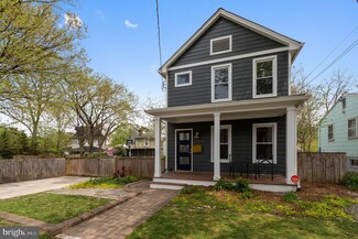 3721 37th St, Mount Rainier, MD 20712