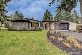 8904 SE 58th St, Mercer Island, WA 98040