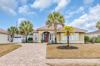 140 Northside Dr, Little River, SC 29566