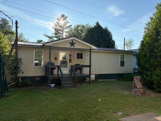 2308B River Rd, Potsdam, NY 13676