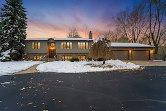 9950 8th Ave, Pleasant Prairie, WI 53158