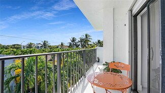 8255 Abbott Ave Unit 403, Miami Beach, FL 33141