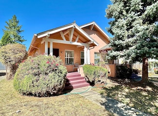 145 Helman St, Ashland, OR 97520
